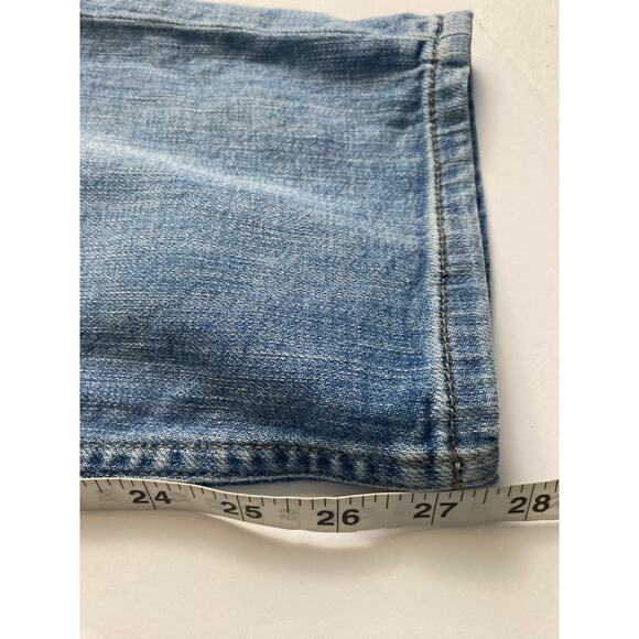 Studio Blue Light Wash Denim Distressed Jeans Women's Size 31 - Picture 6 of 7